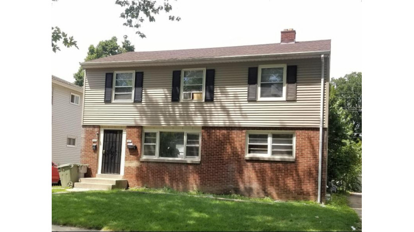 5425 N 83rd St Milwaukee, WI 53218 by EXP Realty, LLC~MKE $184,900