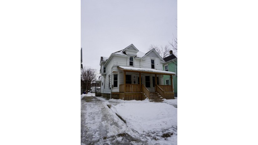 1532 Owen Ave Racine, WI 53403 by The Curated Key Collective $175,000