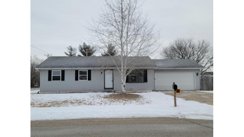 3107 Glenbarr Dr Janesville, WI 53548 by NextHome Success-Ft Atkinson $135,000