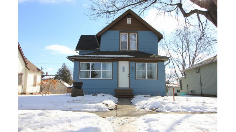 614 Pine Ave Hillsboro, WI 54634 by NextHome Prime Real Estate $155,000