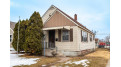 2502 Prospect St La Crosse, WI 54603 by Castle Realty, LLC $157,000