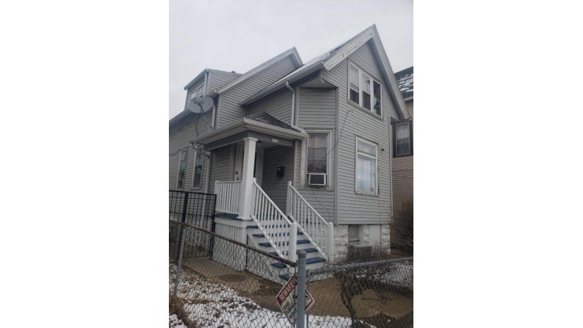 2010 W Mitchell St Milwaukee, WI 53204 by RE/MAX Market Place - 414-949-5397 $149,900