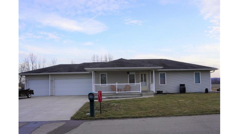 W4271 Ceresa Dr Hamilton, WI 54669 by Coulee Real Estate & Property Management LLC $274,900