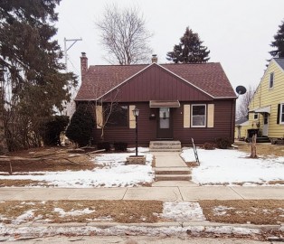 819 Humboldt Ave, Sheboygan, WI 53081-6821