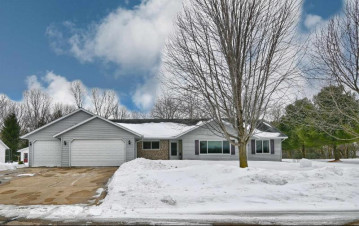 715 Ausloos Street, Lena, WI 54139