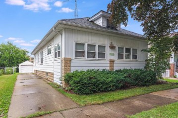 6927 26th Ave, Kenosha, WI 53143-5213