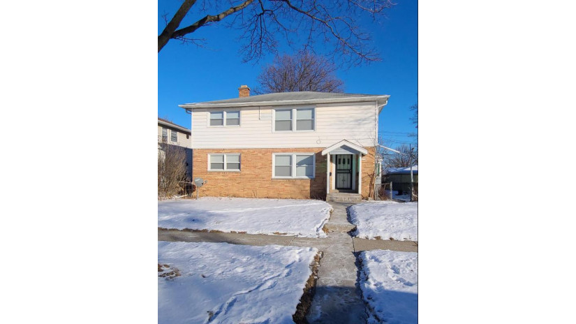 5110 N 84th St 5112 Milwaukee, WI 53225 by Root River Realty $154,900