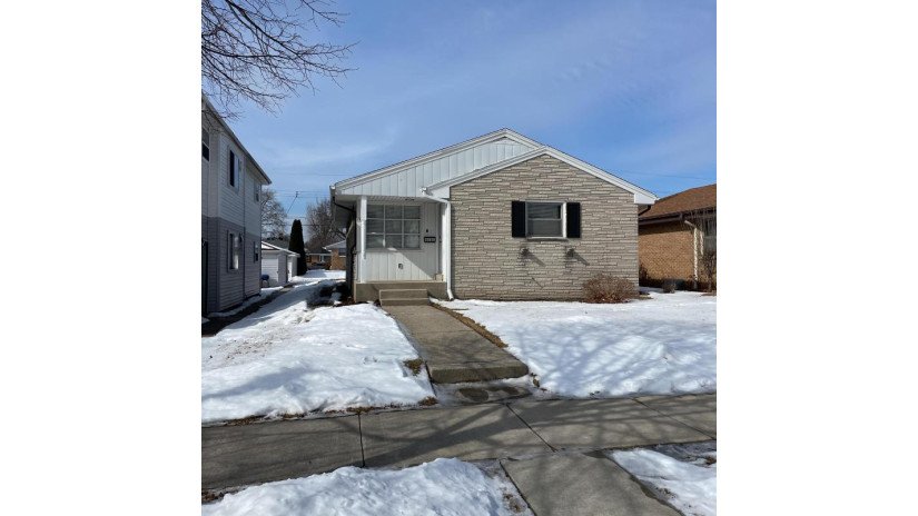 4231 N 70th St Milwaukee, WI 53216 by Keller Williams North Shore West $160,000