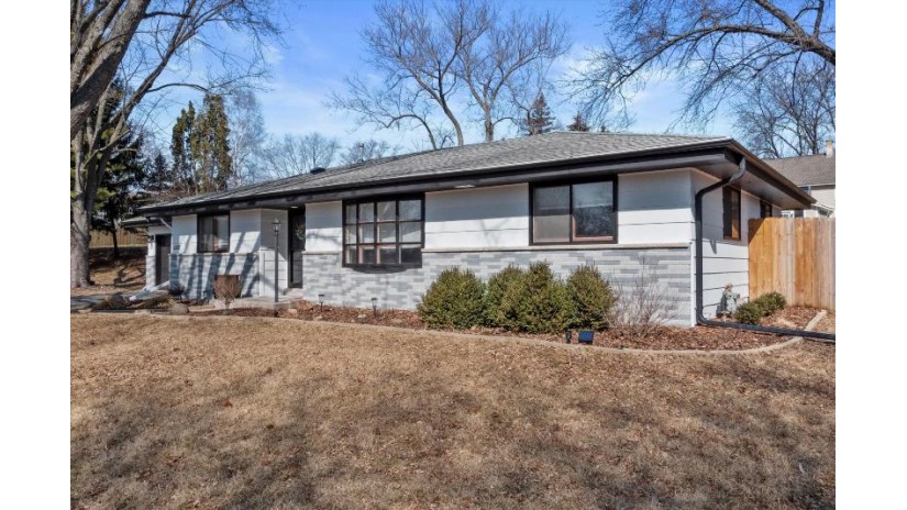 1332 Orchard Ter Oconomowoc, WI 53066 by Keller Williams Realty-Milwaukee North Shore $349,900