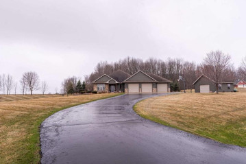 206352 Rusty Road, Stratford, WI 54484