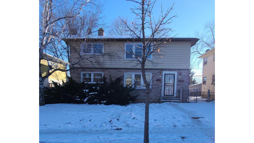 7909 W Villard Ave 7911 Milwaukee, WI 53218 by Root River Realty $149,900