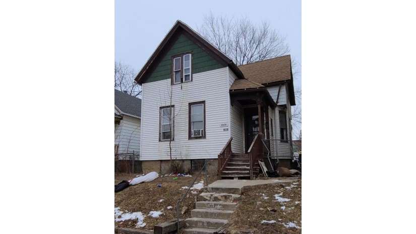 2626 N 24th St Milwaukee, WI 53206 by Root River Realty $47,900