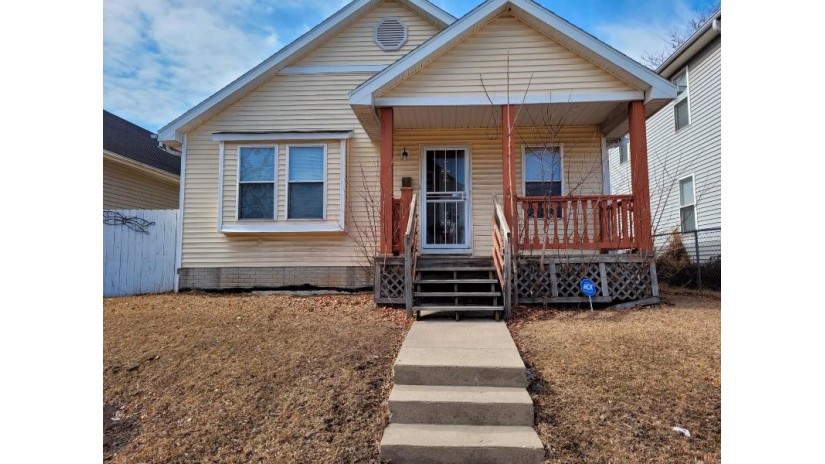 1955 N 26th St Milwaukee, WI 53205 by Keller Williams Realty-Lake Country $112,500