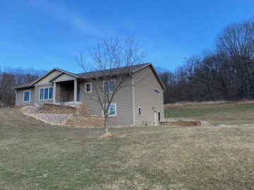 N20302 Sunset Ridge Ln, Gale, WI 54630