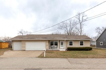 1819 Nakomis AVE, Campbell, WI 54603-1542