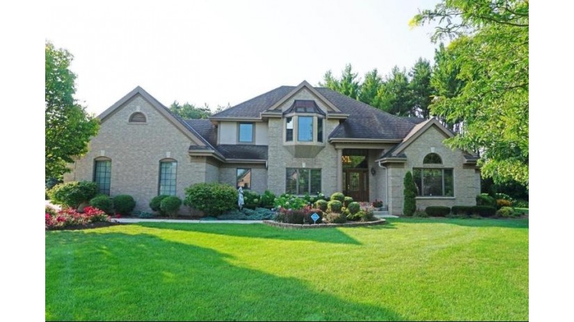 19965 Keswick Ct Brookfield, WI 53045 by Redefined Realty Advisors LLC $949,900