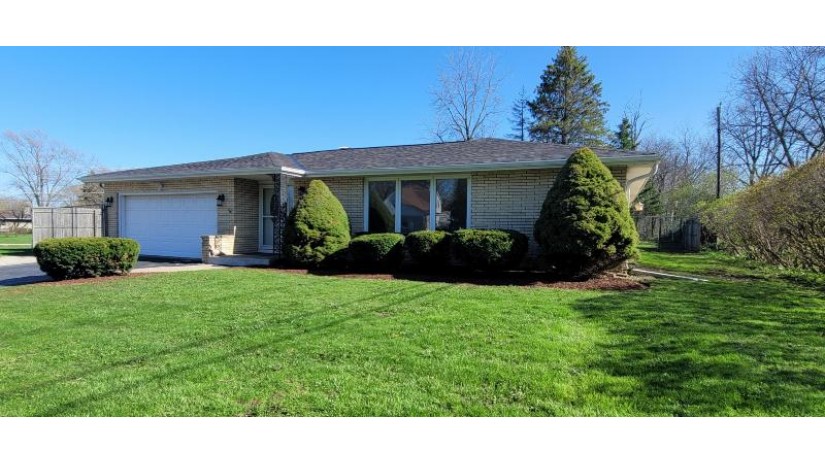 6217 Green Ridge Dr Mount Pleasant, WI 53406 by B-H Group, Inc. $279,797