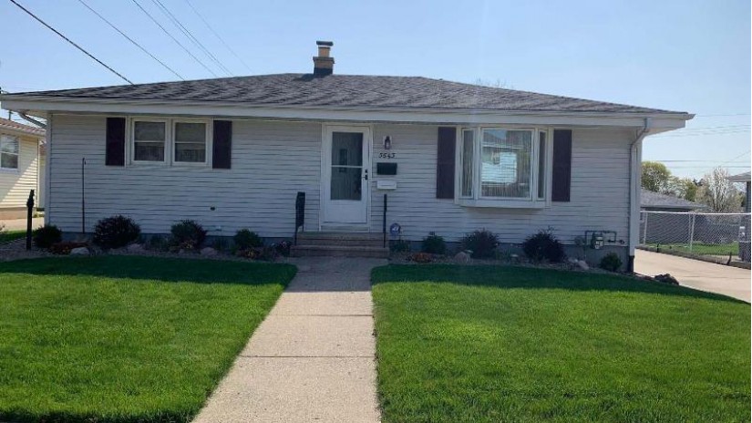 5643 46th Ave Kenosha, WI 53144 by RE/MAX ELITE $249,000