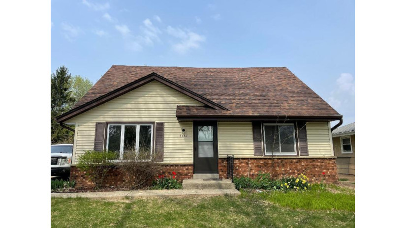 6367 N 106th St Milwaukee, WI 53225 by Rockmor Realtors, LLC $219,900