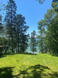 2055 E Lake Shore Dr, Twin Lakes, WI 53181