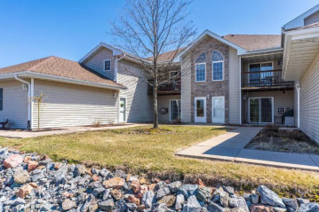 7275 Whitespire Road Unit #1, Rothschild, WI 54476