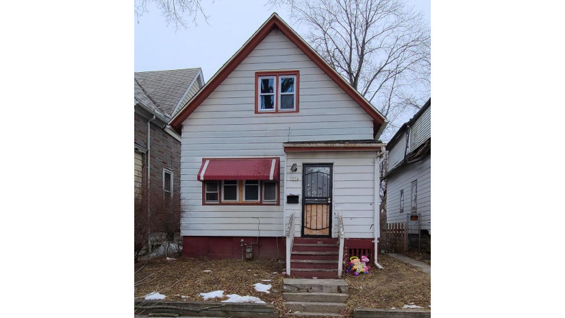 3054 N 21st St Milwaukee, WI 53206 by Root River Realty $47,900