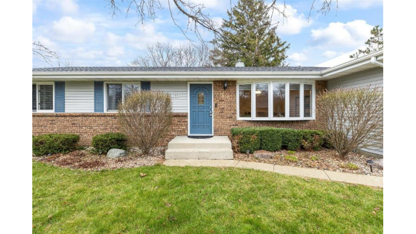 1191 Romin Rd Lake Geneva, WI 53147 by EXP Realty, LLC~MKE $349,900