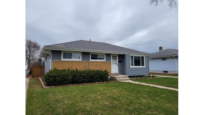 6329 W Kinnickinnic River Pkwy Milwaukee, WI 53219 by EXP Realty, LLC~MKE $219,712