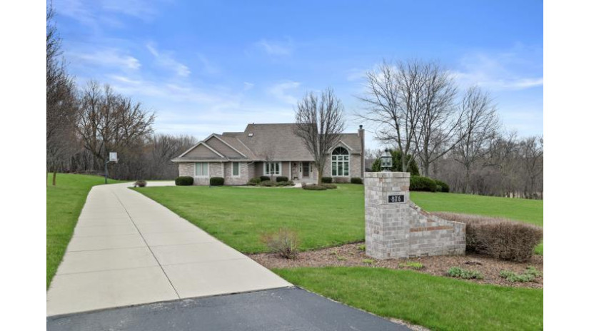 876 Ravine Ridge Dr Richfield, WI 53017 by KWS Realty (Kathy Wolf and Sons Realty) $760,000