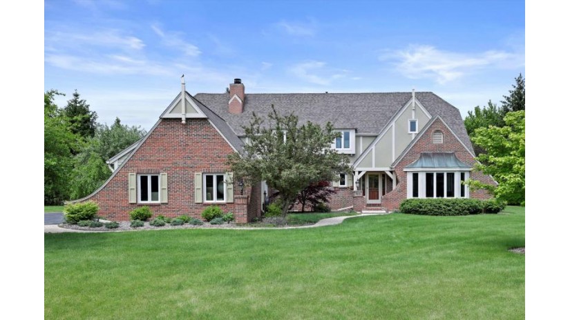 4414 W Marseilles Dr Mequon, WI 53092 by Powers Realty Group $699,900