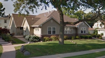 1012 Carrington Ave, South Milwaukee, WI 53172-1222