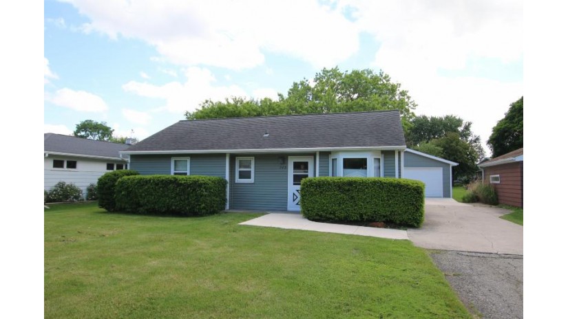 782 Forest Ave Fond Du Lac, WI 54935 by Adashun Jones Real Estate $142,900