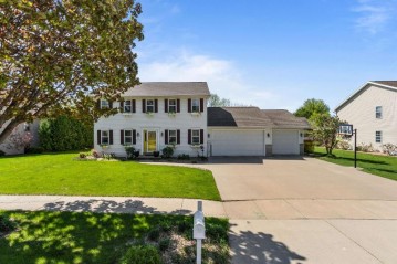 623 Applewood Drive, Kimberly, WI 54136