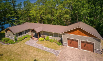 4542 W Amanda Ln, King, WI 54487