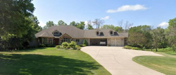 W7631 Koshkonong Lake Rd, Koshkonong, WI 53538