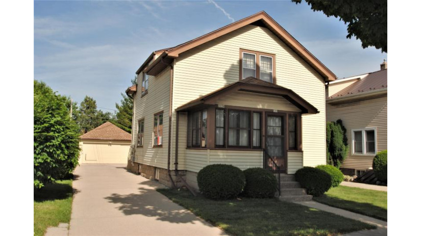 213 S 76th St 213A Milwaukee, WI 53214 by The Stefaniak Group, LLC $195,000