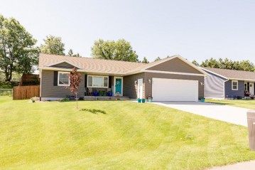 1407 Maple Dr, Rockland, WI 54653