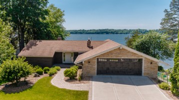 545 Griffith St, Lake Mills, WI 53551-1001