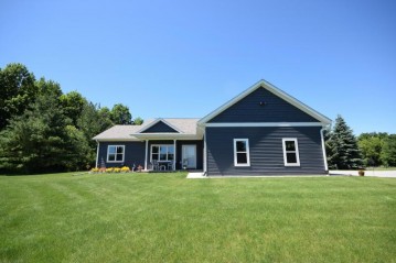 W2355 North Side Dr, Concord, WI 53094-9532