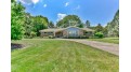 2025 Pilgrim Pkwy W Brookfield, WI 53005 by Buyers Vantage $524,900