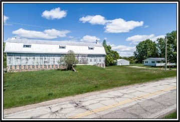 N4150 County Road Q, Farmington, WI 54981-8791