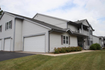 330 Auburn Meadows Court A, Campbellsport, WI 53010