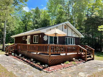 4229 Gordon Jackson Ln, Long Lake, WI 54542