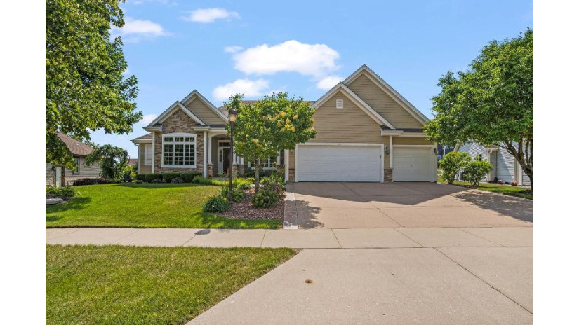 1814 Stonebridge Rd Waukesha, WI 53188 by First Weber Inc - Brookfield $584,900