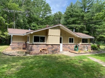 N6475 Plains Ln, Lake, WI 54159