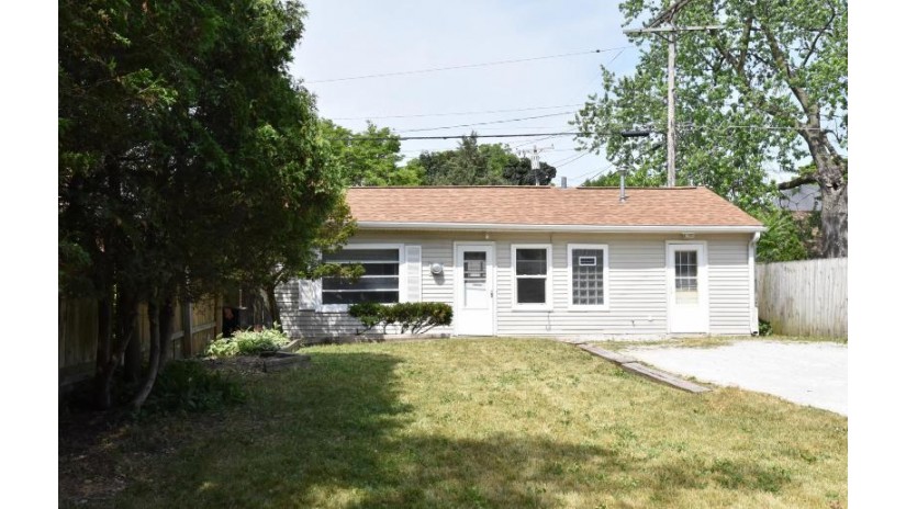 2212 Kearney Ave Racine, WI 53403 by RE/MAX Newport $94,900