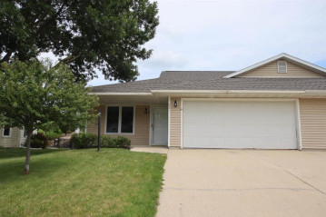 621 Monroe Street, Beaver Dam, WI 53916-3057