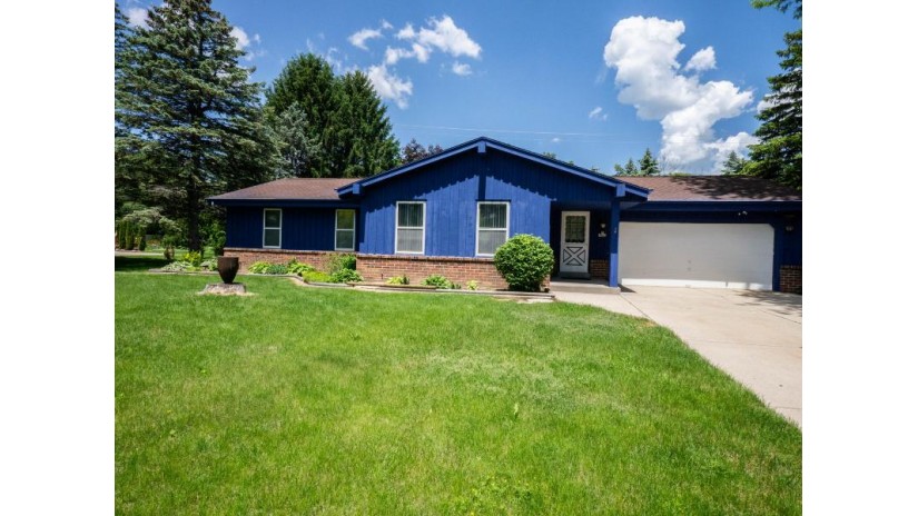 4400 W Donges Ln Brown Deer, WI 53223 by Redefined Realty Advisors LLC - 2627325800 $289,900