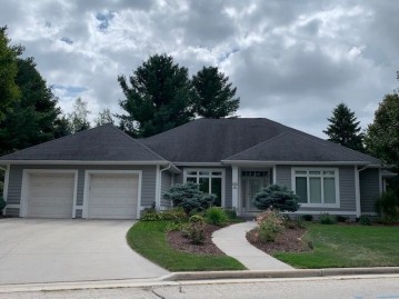 360 Woodlake Rd, Kohler, WI 53044-1312