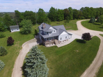 W433 Zion Church Road, Theresa, WI 53091